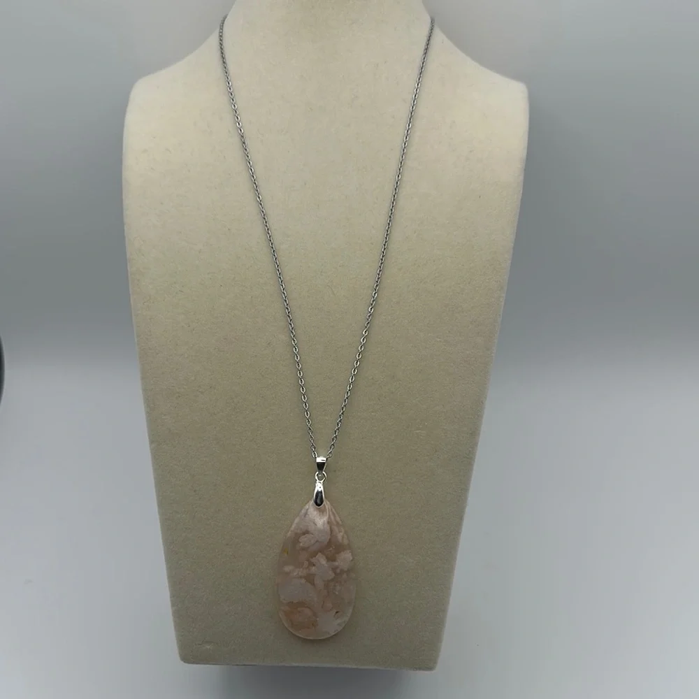 Flower Agate Teardrop Pendant Necklace - Picture 2 of 11